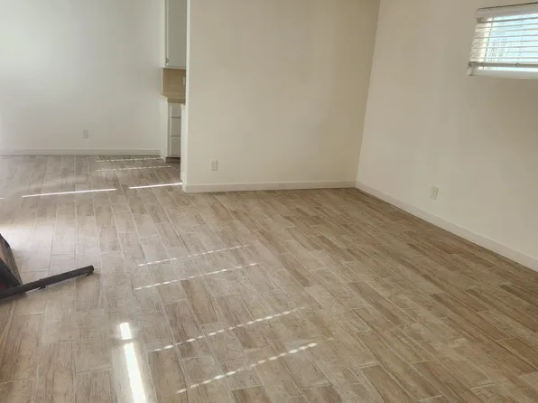 30 Rose Ave APT 2, Venice, CA 90291