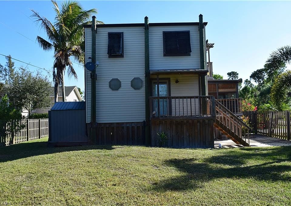 1st image of 7402 Hibiscus Ave