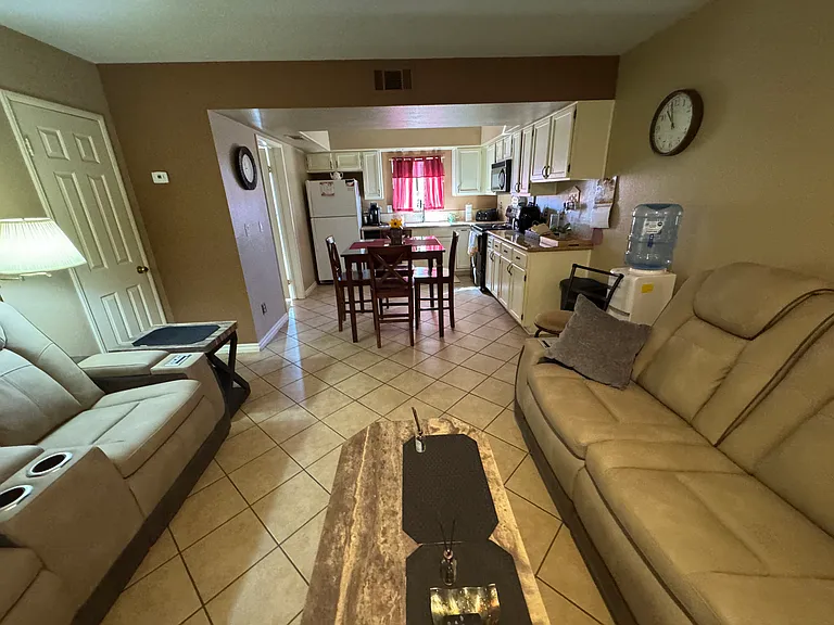 201 Riverfront Dr #4 — Photo 26