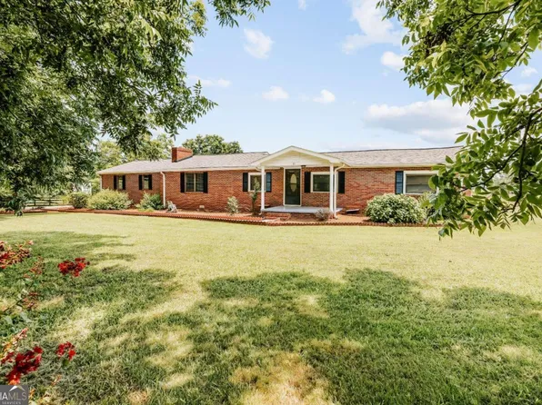 51 Brandon Cir, Winterville, GA 30683
