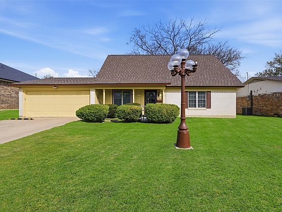 2nd image of 6805 Wagonet Rd