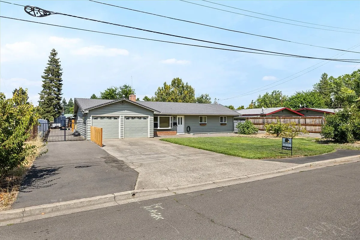 675, ID # 1461 Johnson Street - 1 — Photo 3