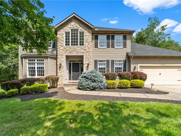 36120 Spicebush Ln, Solon, OH 44139