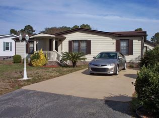 105 Queens Rd, Little River, SC 29566