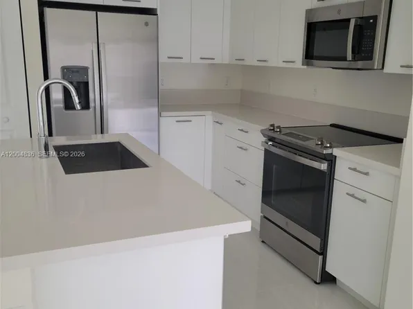 8167 NW 41st St #E-109, Miami, FL 33166