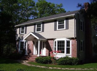 29 Bingham Rd, Carlisle, MA 01741
