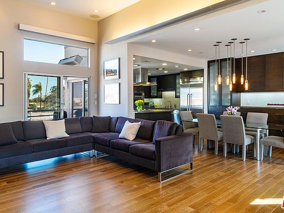 5th image of 907 Lincoln Blvd Unit 302
