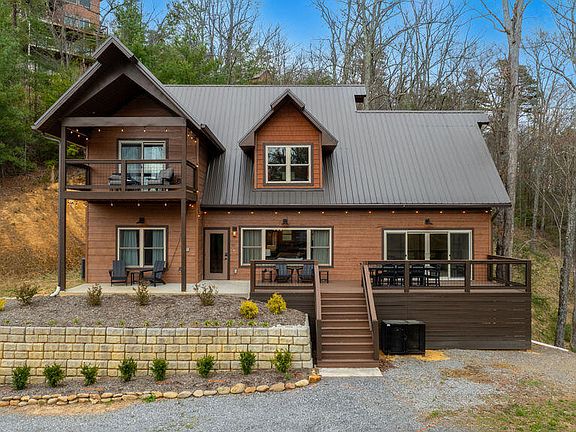 2nd image of 4228 Wears Valley Rd #41