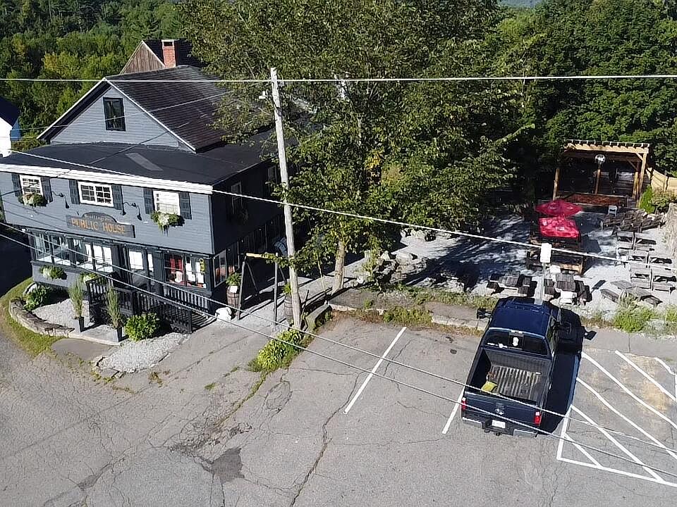 1st image of 289 Common Road