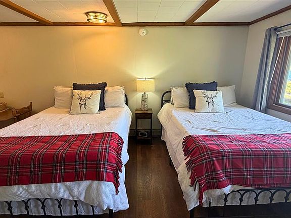 5th image of 15326 W Birch Point Road #10