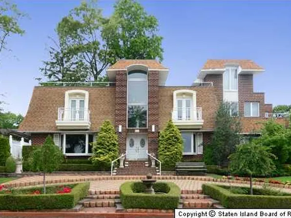 11 Ironmine Dr image 1 of 19