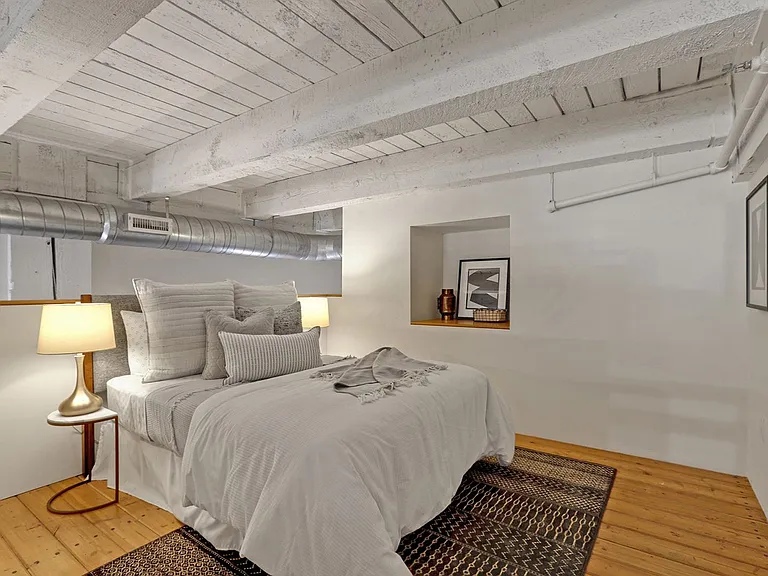 416 NW 13th Ave #104 — Photo 9