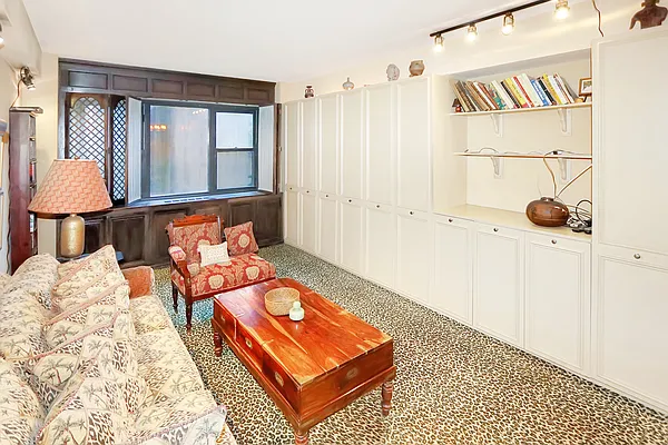 165 East 72nd Street #4M in Lenox Hill, Manhattan | StreetEasy