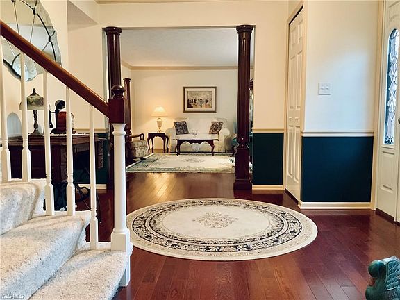 2nd image of 15738 Forestwood Dr