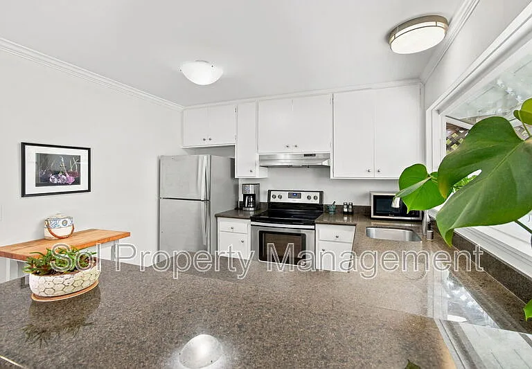 67 Elizabeth Way — Photo 10