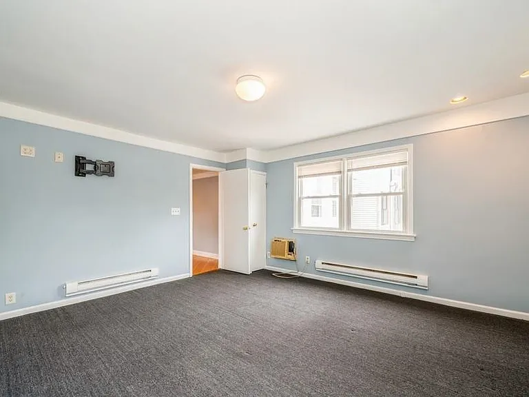 2761 Kennedy Blvd #2 — Photo 9