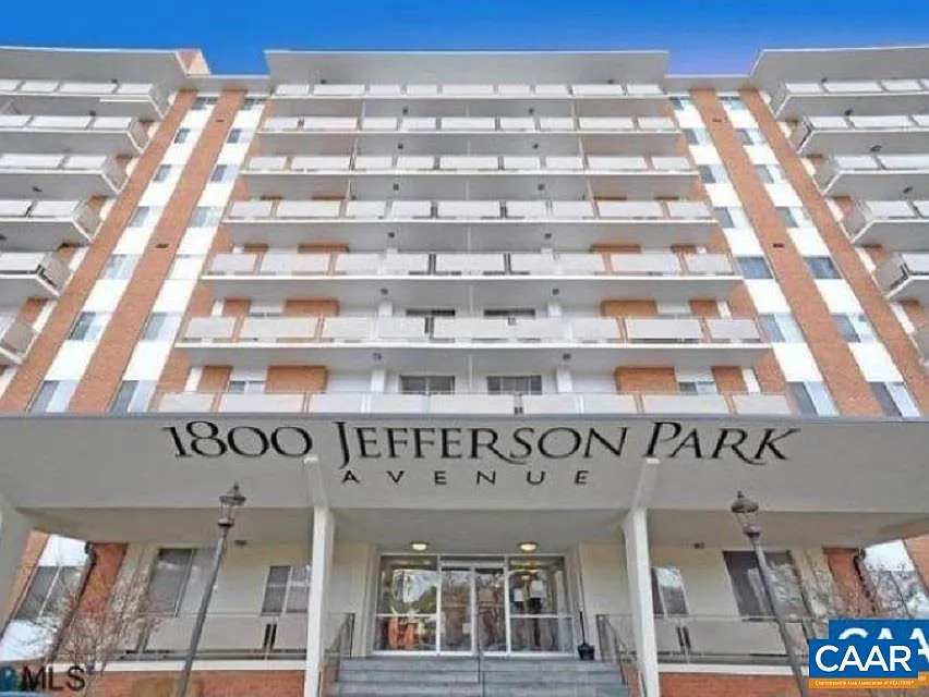 1800 Jefferson Park Ave APT 504 photo 1