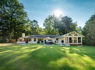 7330 Hunters Branch Dr, Atlanta, GA 30328