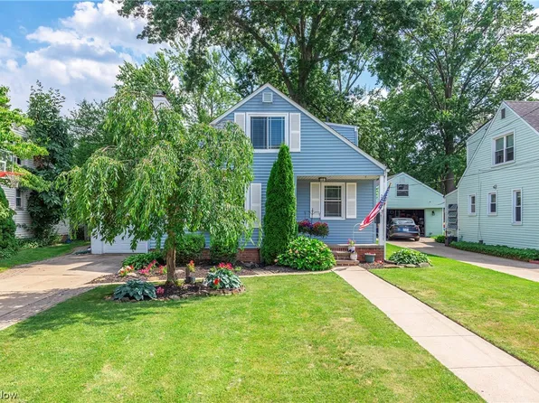 27873 W Oakland Rd, Bay Village, OH 44140