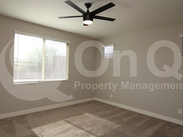 16535 W Desert Ln — Photo 6