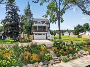 6031 E Pickwick Rd, Syracuse, IN 46567