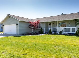 325 SW Roodzant St, Oak Harbor, WA 98277