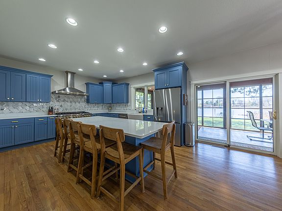 3rd image of 509 Superior Ave #509