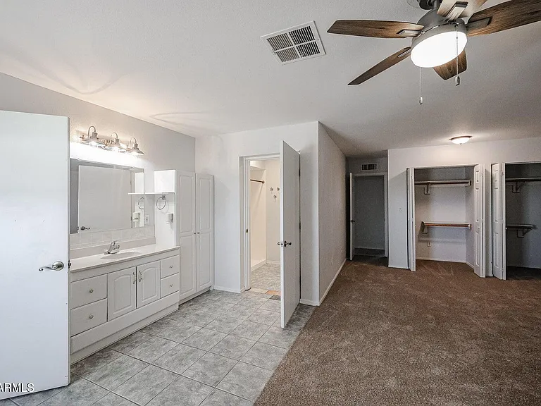 1740 E Camino Del Santo — Photo 19
