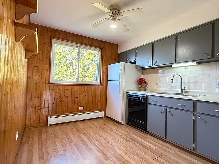 115 Boardwalk St #2E — Photo 11
