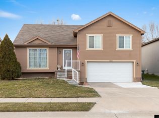 18026 Margo St, Omaha, NE 68136