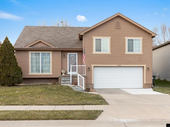 18026 Margo St, Omaha, NE 68136