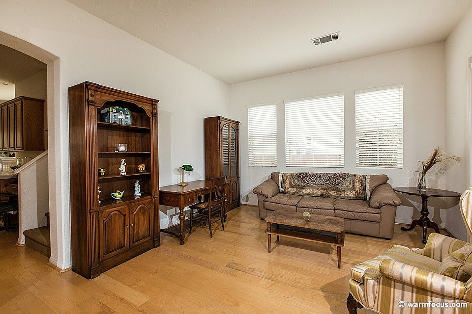 2nd image of 16733 Prairie Fawn Ct