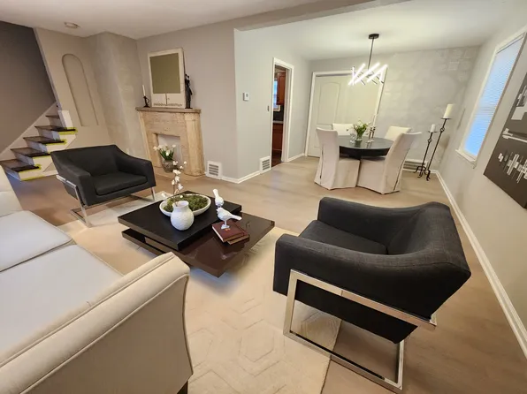 15700 Biltmore Ave, Cleveland, OH 44128