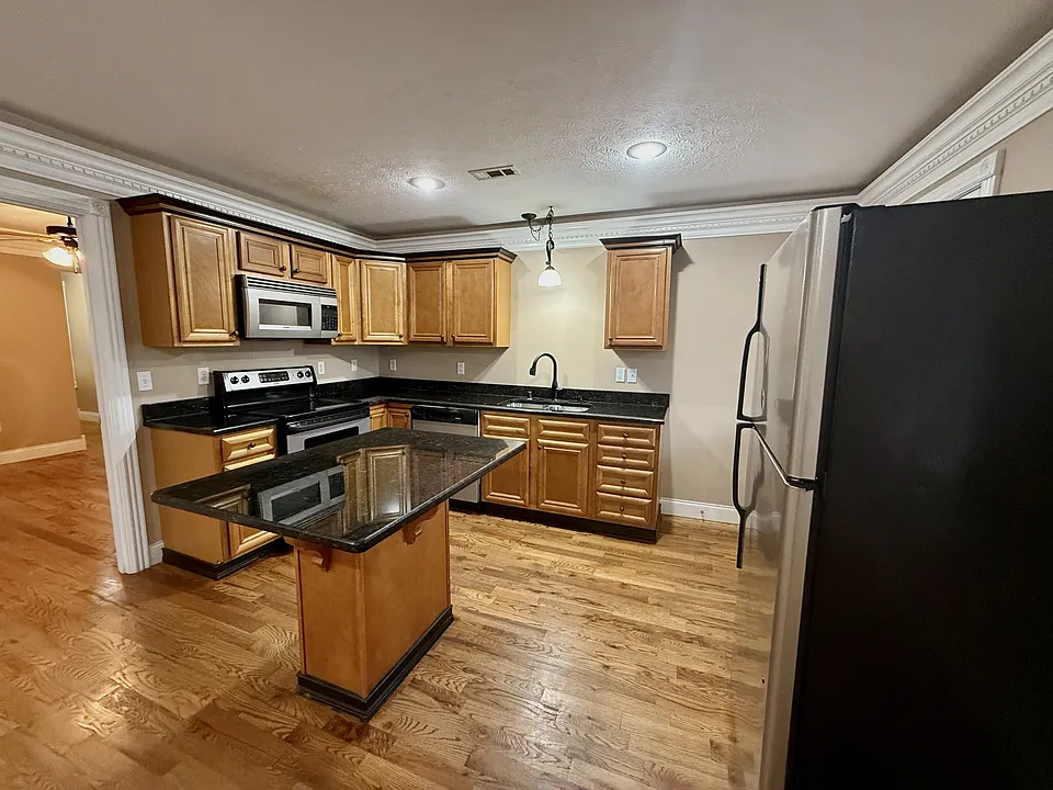 51 Lees Ford Dock Rd #203
