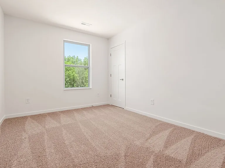 2787 Horsham Dr — Photo 33