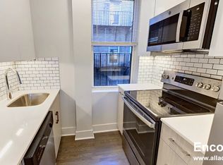 104 Queensberry St APT 11, Boston, MA 02215