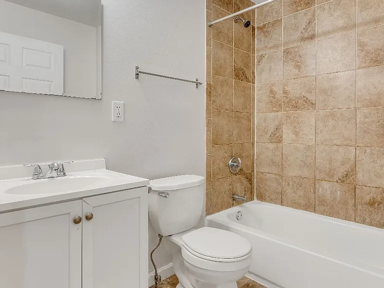 1816 Cecil B Moore Ave #A8 — Photo 15