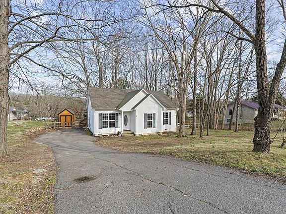 3rd image of 2323 Huckaby Rd