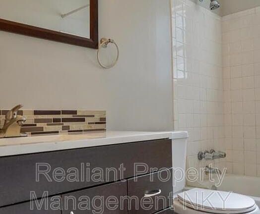 3rd image of 2 Willow St #3