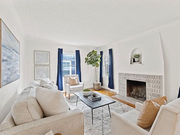 5th image of 728 E Gregory Blvd
