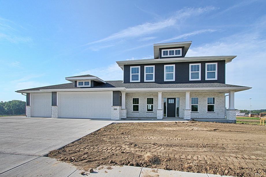 1st image of 1135 Ogden Dr