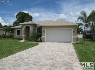 151 Fairway Cir, Naples, FL 34110