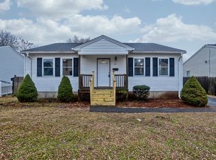 63 Quincy St, Springfield, MA 01109