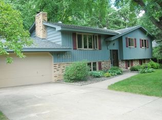 9732 Zilla St NW, Coon Rapids, MN 55433