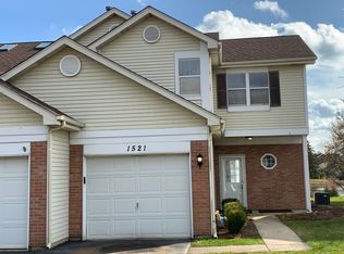 1521 Darien Lake Dr, Darien, IL 60561