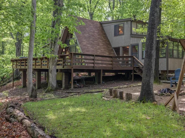 1202 Whitetail Point Dr, Innsbrook, MO 63390