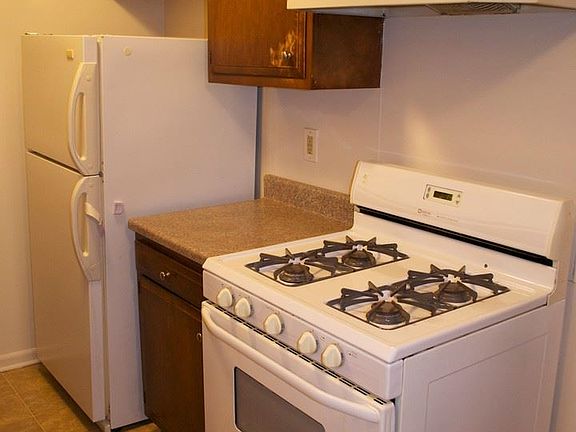 3rd image of 1333 Kendall St SE APT 138