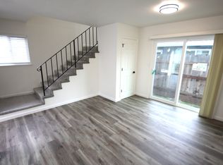 8 Holcomb Ct #6-B, Walnut Creek, CA 94596