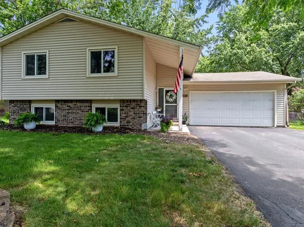 10020 Trenton Ln N, Maple Grove, MN 55369