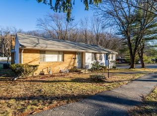 41 Valley Hill Dr, Worcester, MA 01602